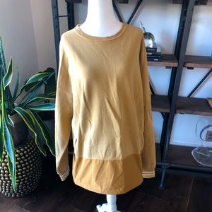 Remi Relief Gold Sweatshirt Sz Large # 0181